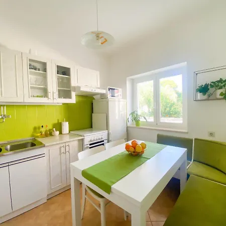 Melisa With Balcony & Free Parking Apartman Dubrovnik