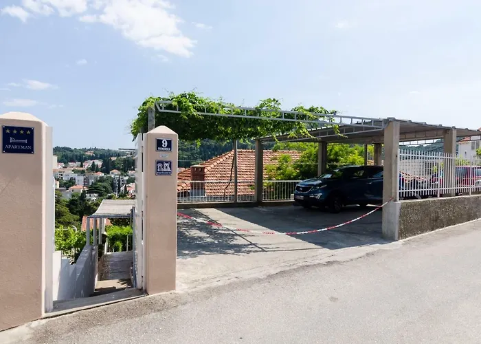 Melisa With Balcony & Free Parking Dubrovnik