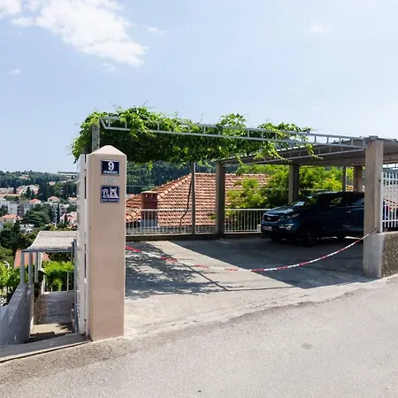 Melisa With Balcony & Free Parking Ragusa