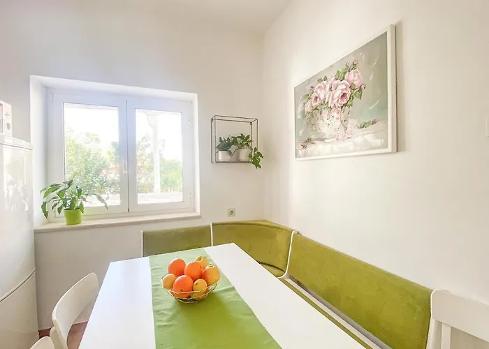 Melisa With Balcony & Free Parking Apartment Dubrovnik