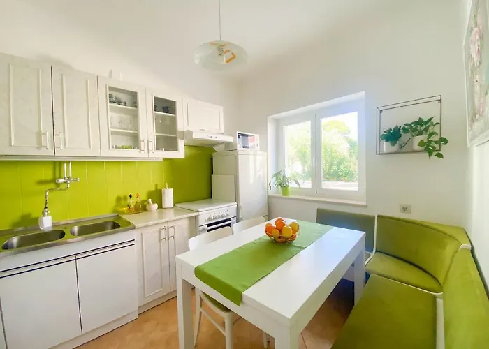 Melisa With Balcony & Free Parking Apartment Dubrovnik